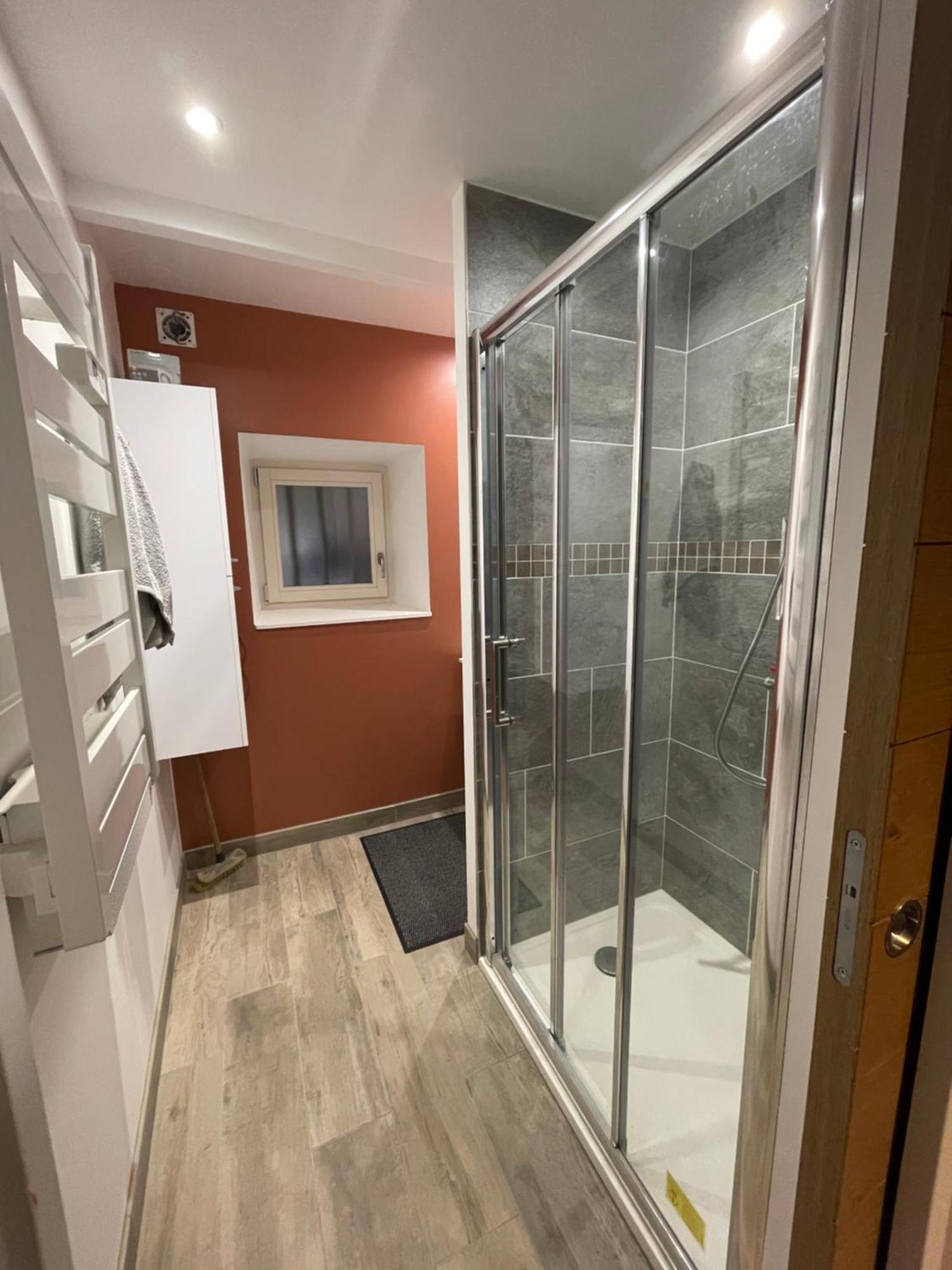 70 Cour La Fontaine Apartment Chatel-Saint-Germain Luaran gambar
